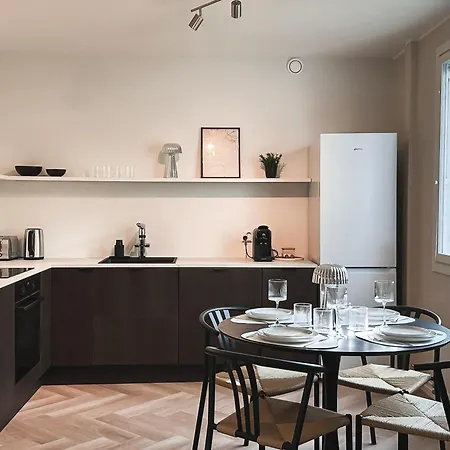 Lumen - Cozy Living In Centre Of *
